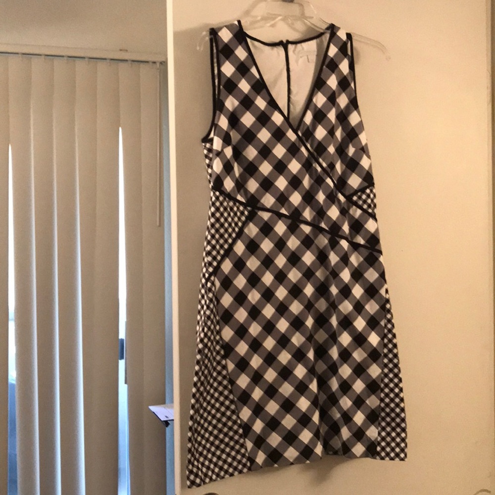 Black and White Gingham Print Career Dress: 6